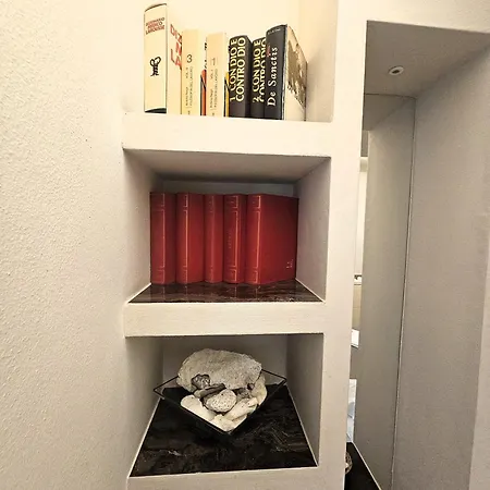 Casa Brajan Фоллоника